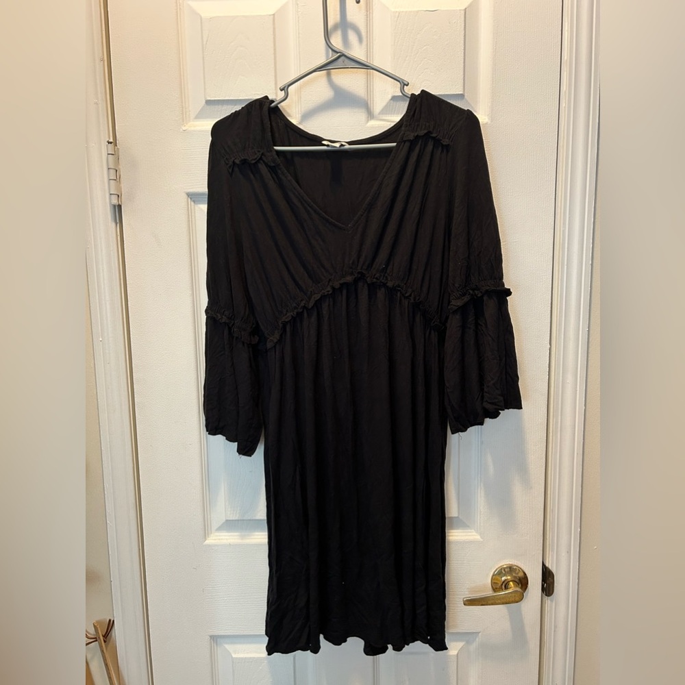 Medium Black dress kinda boho style